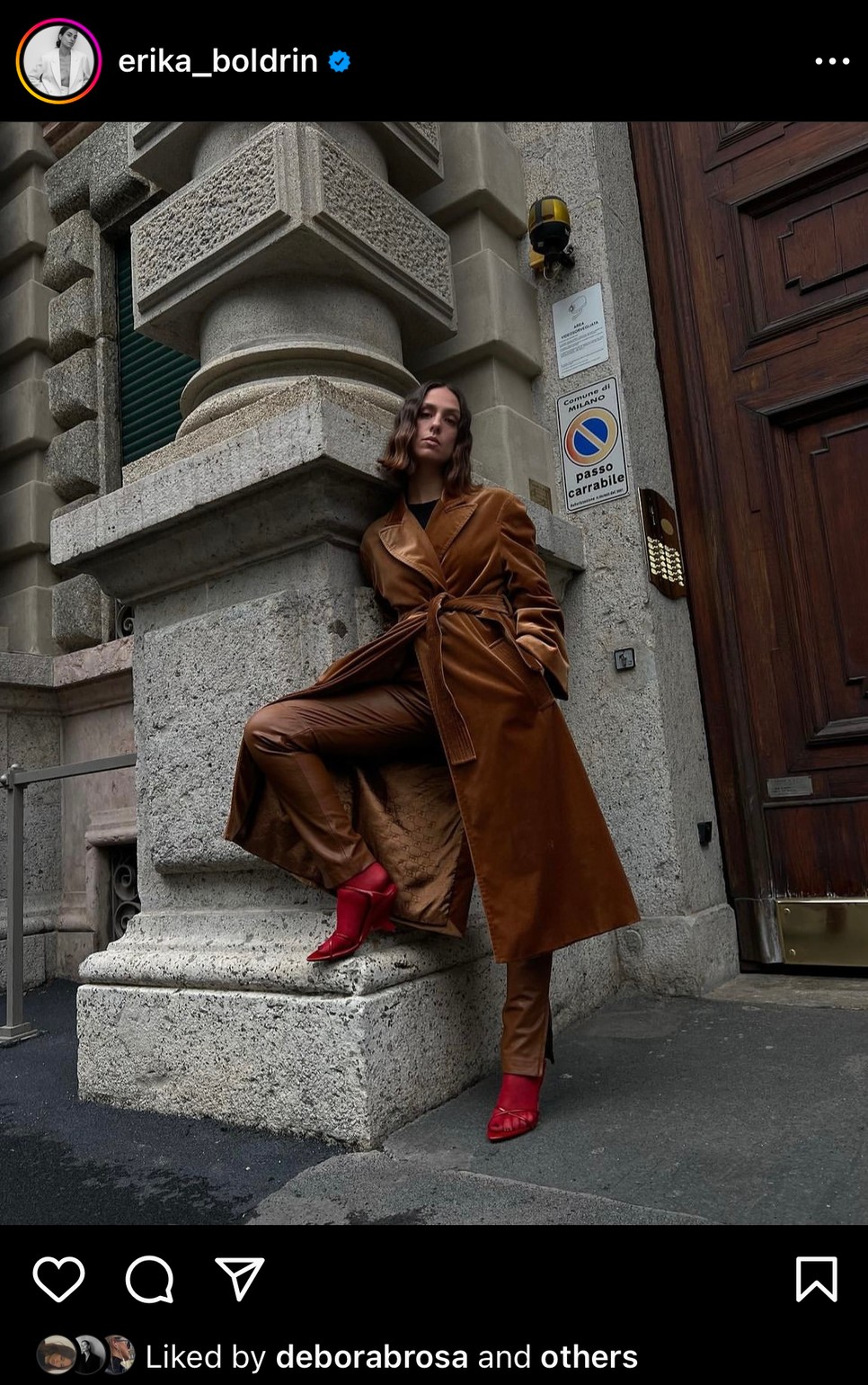 Fűszerezd most meg a téli szetteket piros cipővel!