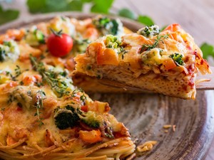 Két kedvenced egyben: Makarónipizza