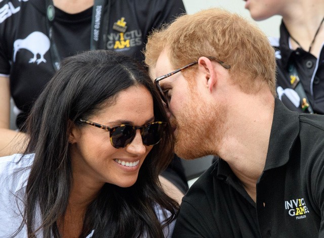 Végre hivatalos! Így romantikázott Harry herceg és barátnője! Annyira édesek!