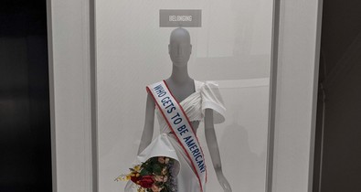A New York-i Metropolitan Múzeum „Amerikában: A divat lexikonja" című kiállításának a listádon a helye