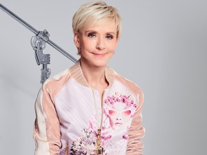 Jakupcsek Gabriella zseniális trükkjét minden 50 feletti nőnek látnia kell! Évekkel fiatalabbnak tűnhetsz!