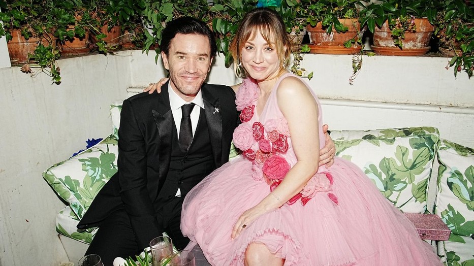 Kaley Cuoco boldogabb, mint valaha, és ezért nagyon megdolgozott