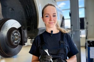 Nagy Valentina autószerelő: „Sokaknak még mindig furcsa, ha egy nőt férfias szakmában látnak”