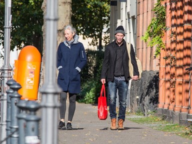 Keanu Reeves centis hajjal szinte felismerhetetlen