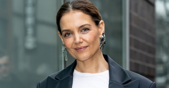 Katie Holmes pucérfelsőben hódított, mégis áradt belőle a kifinomultság