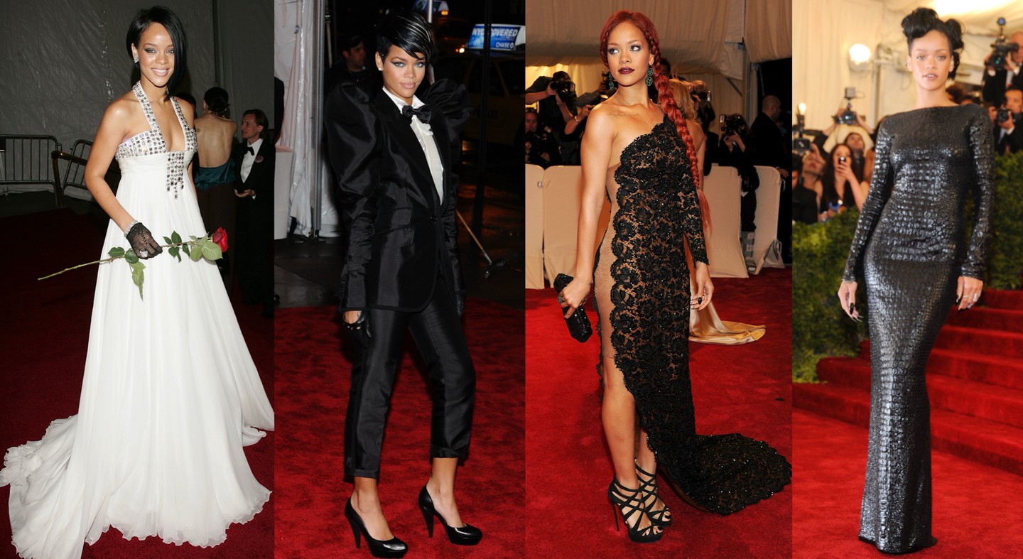 Rihanna tudja, hogyan kell megjelenni a Met-gálán. Ez egy olyan művészet, amit 10 fellépése során tökélyre fejlesztett. Első gálája a 2007-es „Poiret: King of Fashion” volt, ahol egy fehér Georges Chakra ruhát viselt ezüst díszítésekkel, fekete hálós kesztyűvel és egy vörös rózsával. Innentől kezdve lenyűgöző, virálissá vált összeállítások sorozata következett. (Balról jobbra) 2007 Georges Chakra ruha,2009 Dolce & Gabbana kosztüm, 2011 Stella McCartney ruha, 2012 Tom Ford ruha