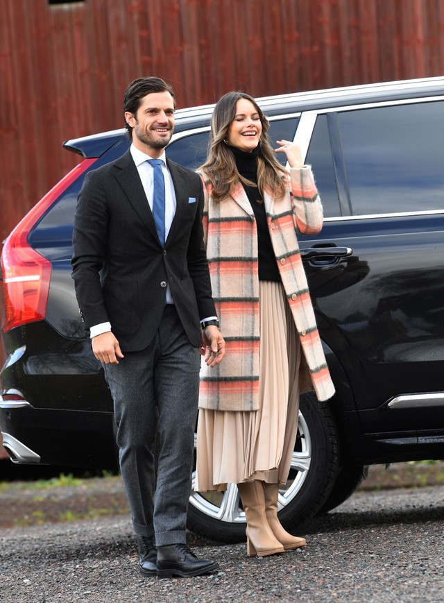 Atyaég, meglátod Zsófia hercegné kabátját, és azonnal ilyet akarsz