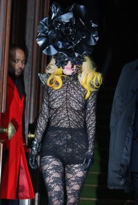 lady-gaga-200x-d00005BB080613889ae0a.jpg