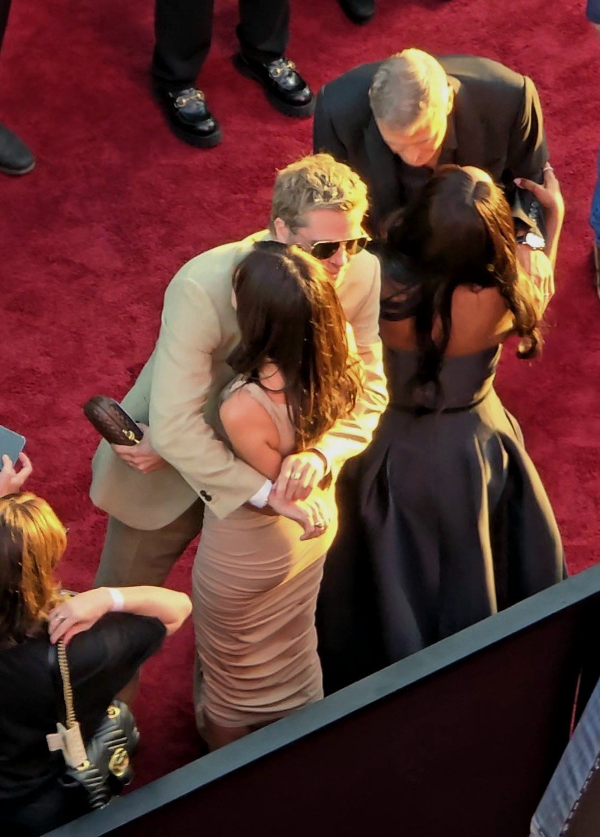 Ines de Ramon és Brad Pitt bensőséges pillanata