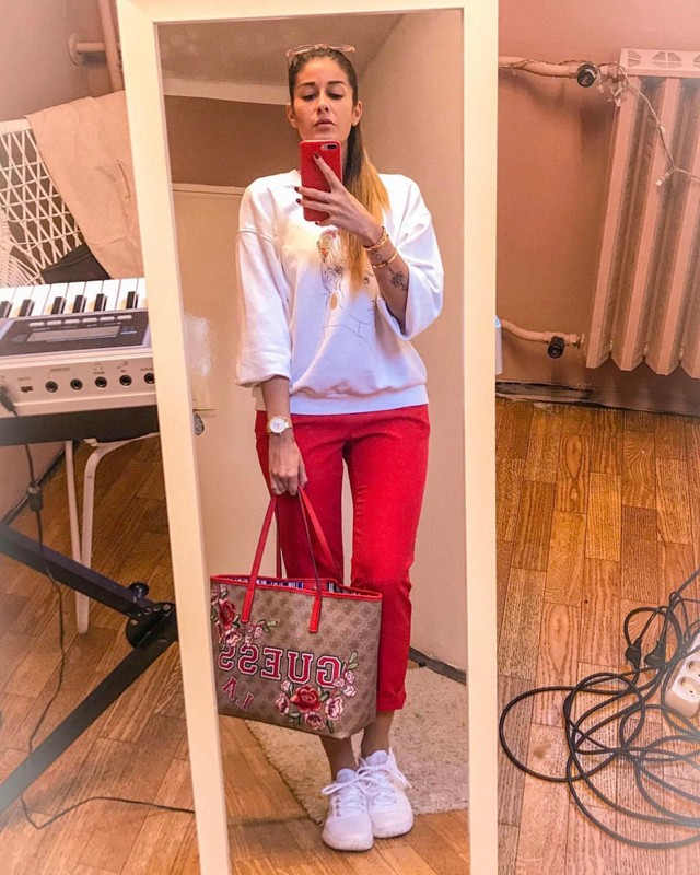 Singh Viki megmutatja, mit visel legszívesebben