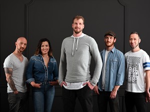 Forró hangulatú klippel jelentkezik Audiopoeta