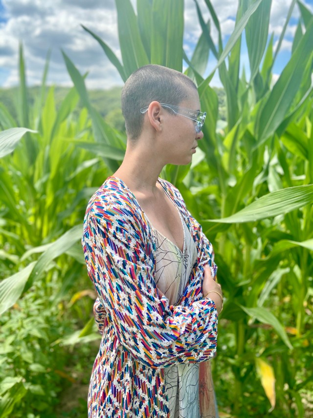 Oláh Anna ma bátran kombinálta a mintákat, és milyen jól tette