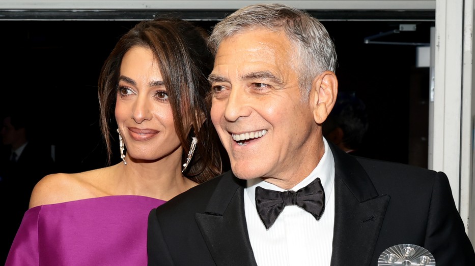 Ahol csak felbukkannak, ott egészen biztosan mindenkit elvarázsol a George Clooney Amal Clooney páros