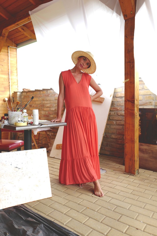 Ezen a héten az ANNA AMELIE tervezőjének, Oláh Annának a ruhatárába kukkanthatunk be!