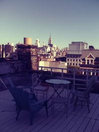 A jógaórák helyszíne, tetőterasz a krisnásoknál...