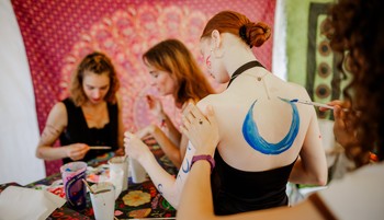 Sokan alulértékelik, mégis ez az egyik legmenőbb hely a Szigeten: ne hagyd ki a Civil Szigetet