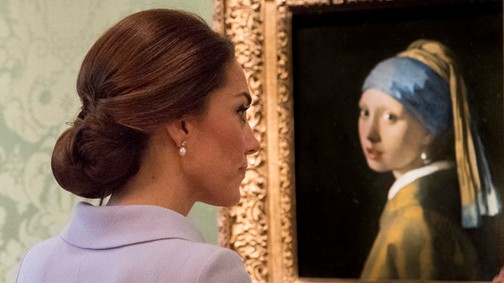 Ilyen lenne a világ egyik leghíresebb festménye, ha Emily Ratajkowski lett volna a modell