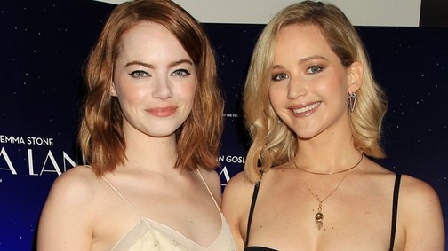 Jennifer Lawrence és Emma Stone együtt cukiskodnak