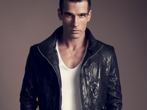 Jó könyvek, jó pasi - Lakatos Levente