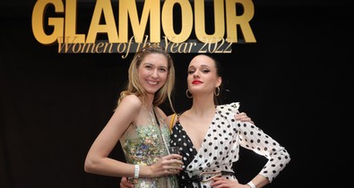 Lélegzetelállító szettekben érkeztek a sztárok a GLAMOUR Women of the Year gálára
