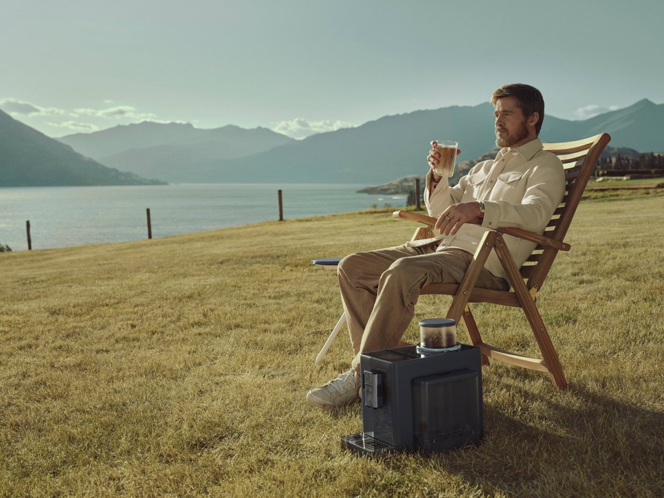 Brad-Pitt és De'Longhi? „Ez nem csak tökéletes. Ez Perfetto.”