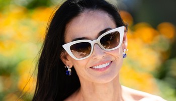 Demi Moore smink nélküli fotóján hüledeznek a rajongók, 63 évesen is álomszép a színésznő