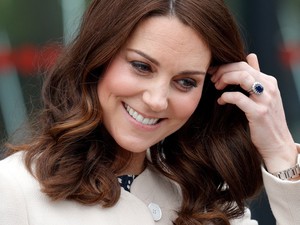 Katalin hercegné eljegyzési gyűrűjének elképesztően romantikus története van