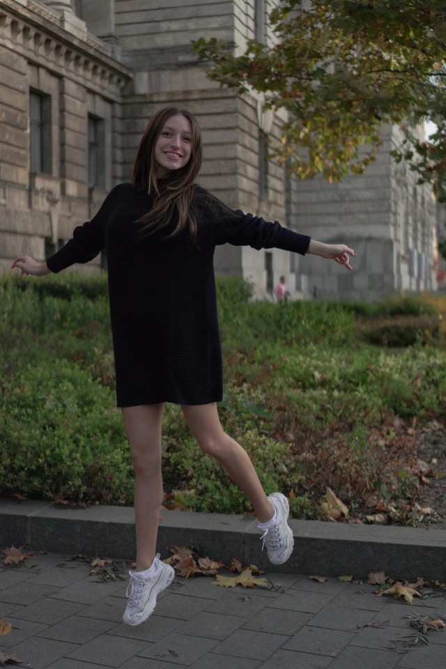 Emci bemutatja a leglazább összeállítását