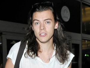 Állj! Harry Styles kiköpött Mick Jagger!