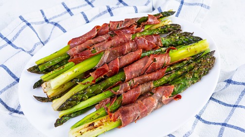 A tavasz slágere: sült spárga prosciutto sonkával