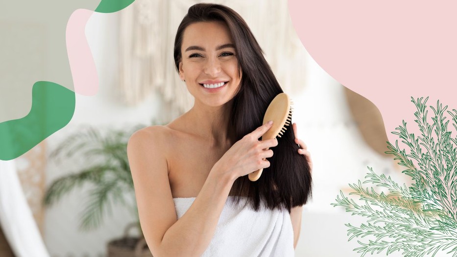 A rozmaring jótékony hatásai között van a hajnövekedés serkentése is 