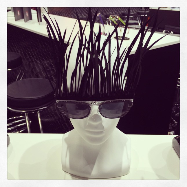 A napszemüveg mint bizsu? Miért is ne! (J.F.Rey)