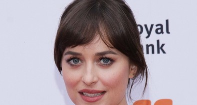 Dakota Johnson egy álom ebben a ruhában