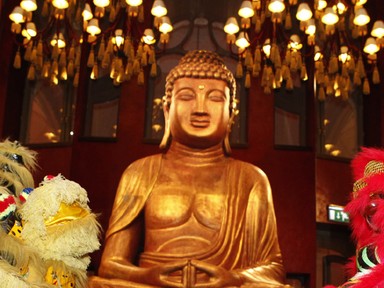 Ázsiai Holdújév a Buddha-Barban