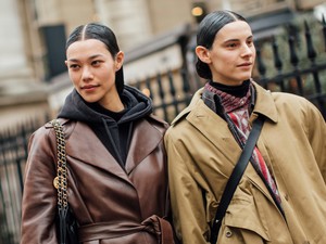 5 ártalmatlannak tűnő szokás, ami öregíti az agyat