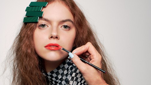 A sminkecset mögött - less be Kassai Fibi sminkeskészletébe!