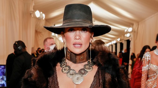 Jennifer Lopez western lookja volt a 2021-es Met gála egyik legjobbja