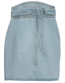 Ismered a Nanushka márkát? Ő tehet róla