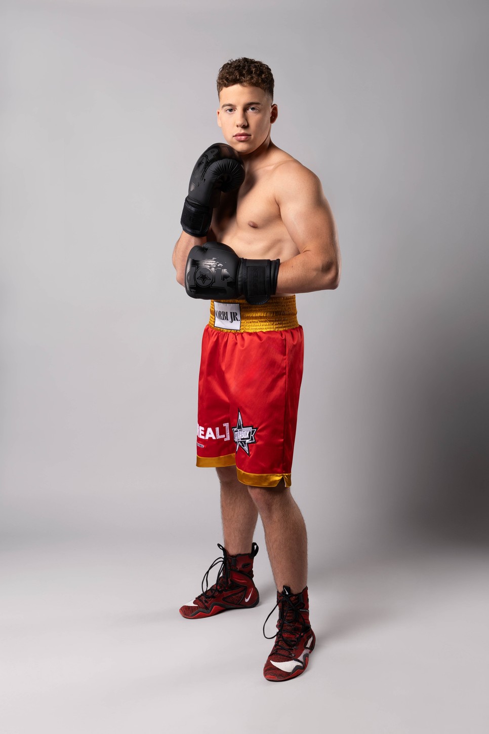 Ifj. Schóbert Norbert lett a Sztárbox bajnoka férfi könnyűsúlyban