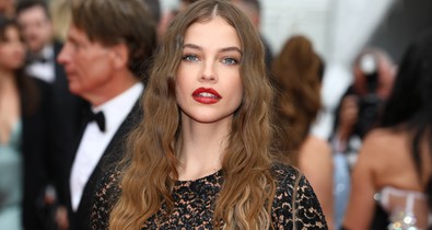 Palvin Barbara álomszép Barbie babaként tündökölt, aprócska miniszoknyájában ellopta a show-t