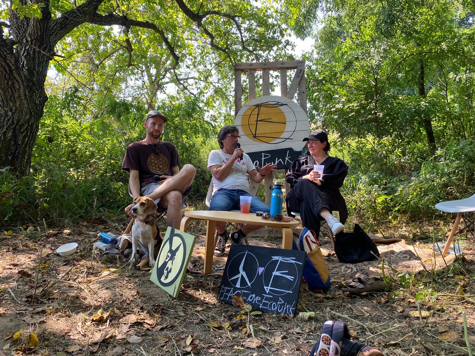 Ecopunk Fesztivál beszélgetés: Szeles András (Greenpeace), Hont András (Átlátszó), Maróy Krisztina (GLAMOUR)