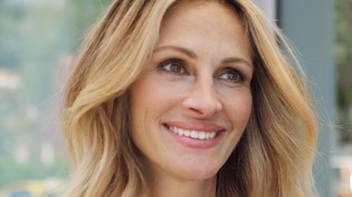 Julia Roberts fantasztikus a Calzedonia kampányában