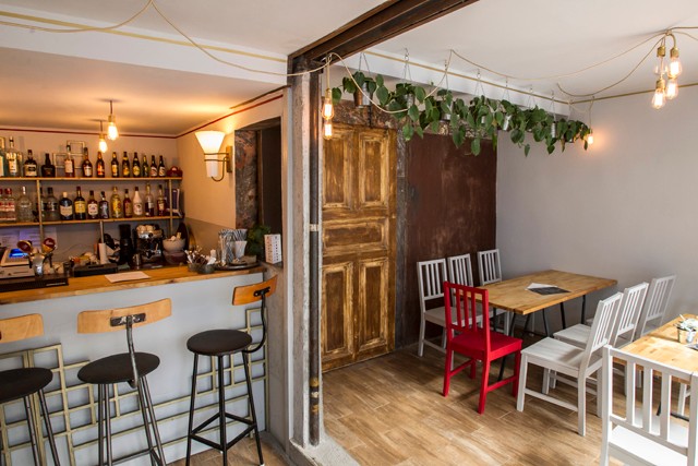 Vérbeli mediterrán ízekkel és hangulattal vár a Vas Manci!