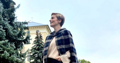 Ezzel a ruhadarabbal lepte meg először Tatár Csillát a férje