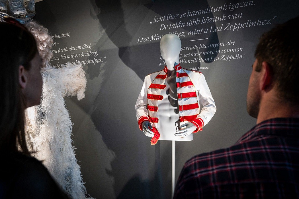 Freddie Mercury öltözéke