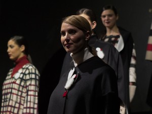 Lássuk a plus size hölgyek lenyűgöző új ruhatárát a milánói divathétről!