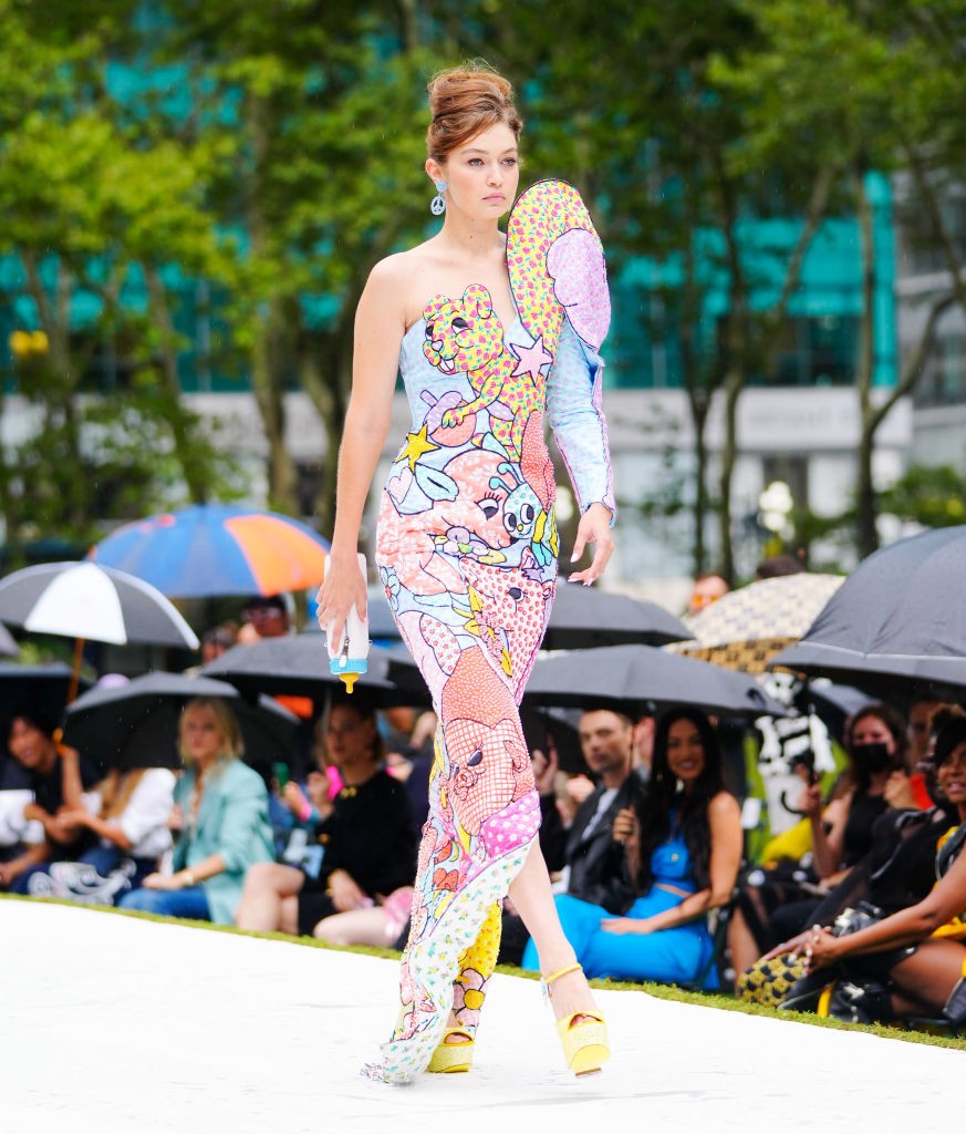 Az elfogadás és a sokszínűség átjárta a bemutatót: mitől volt igazán különleges a Moschino show-ja? 