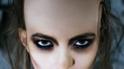 Kopaszon, zárt osztályon a magyar modell