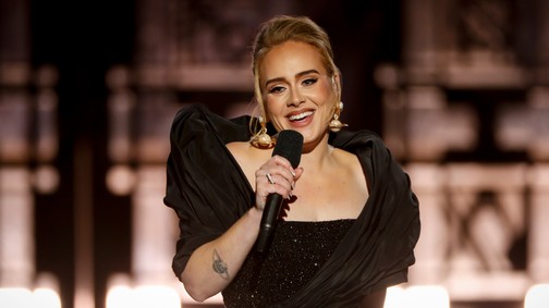 Adele Szaturnusz- tetoválásának sokkal mélyebb jelentése van, mint hinnéd!