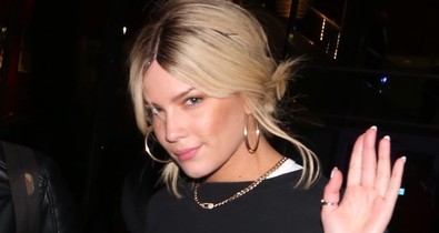 Halsey a rajongókra bízta az új hajszínét: hát, ez lett belőle